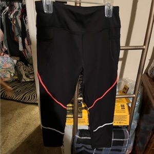 Women’s avia workout leggings size large